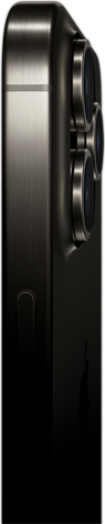 صورة جانبية لجهاز iPhone 15 Pro Max بتصميم من التيتانيوم تعرض زر التشغيل